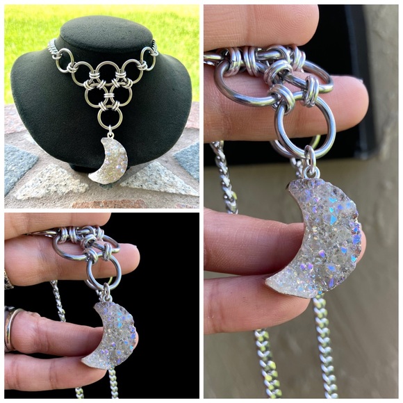 Maille stainless steel necklace with rainbow iridescent druzy quartz moon charm - Picture 12 of 12